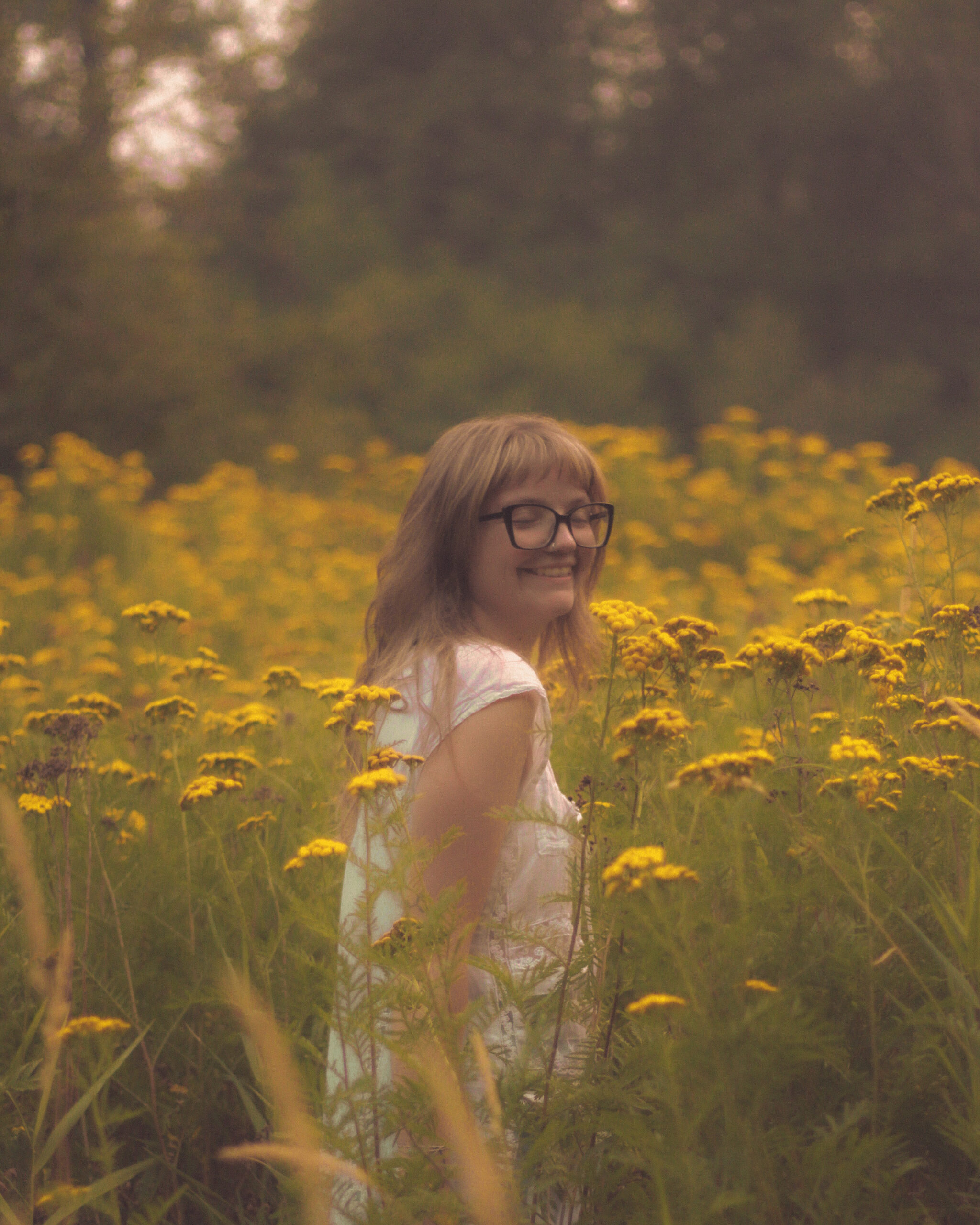 Senior portrait featured in the HEART Washington Senior Session Project